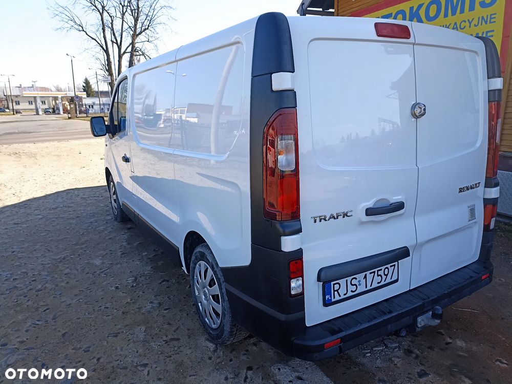 Renault TRAFIC - 6