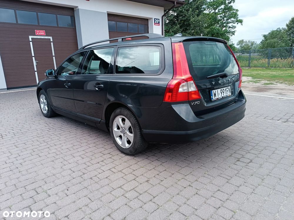 Volvo V70 2.4D Momentum - 18