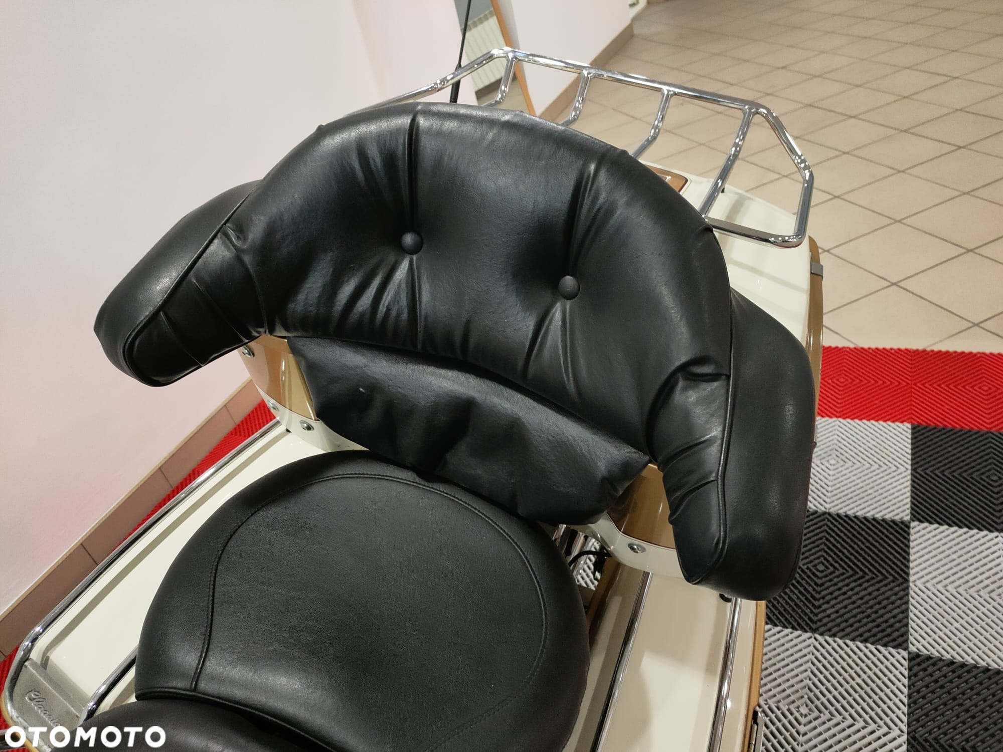 Harley-Davidson FLHTCU Ultra - 22