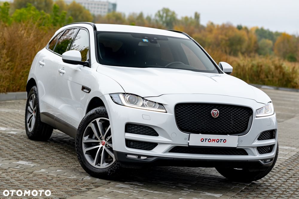 Jaguar F-Pace 2017 photo 3