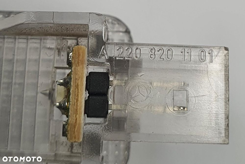 LAMPKA OŚWIETLENIE WNĘTRZA MERCEDES W220 A2208201101 - 3