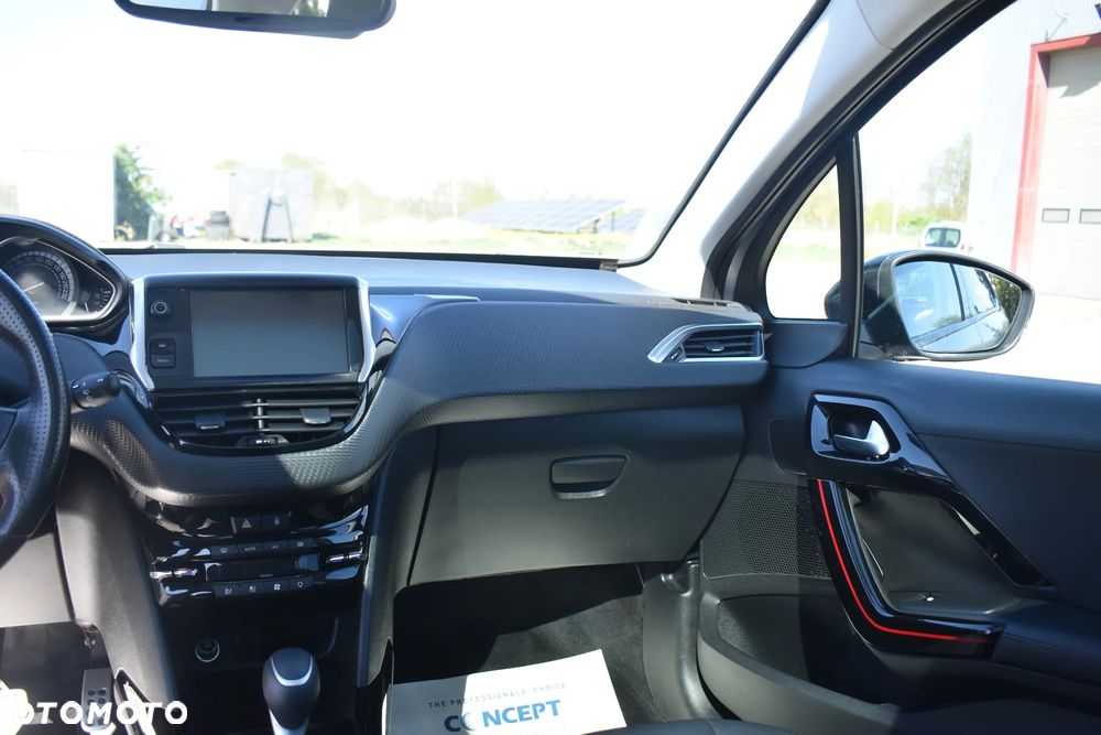 Peugeot 2008 1.2 Pure Tech Crossway S&S EAT6 - 20