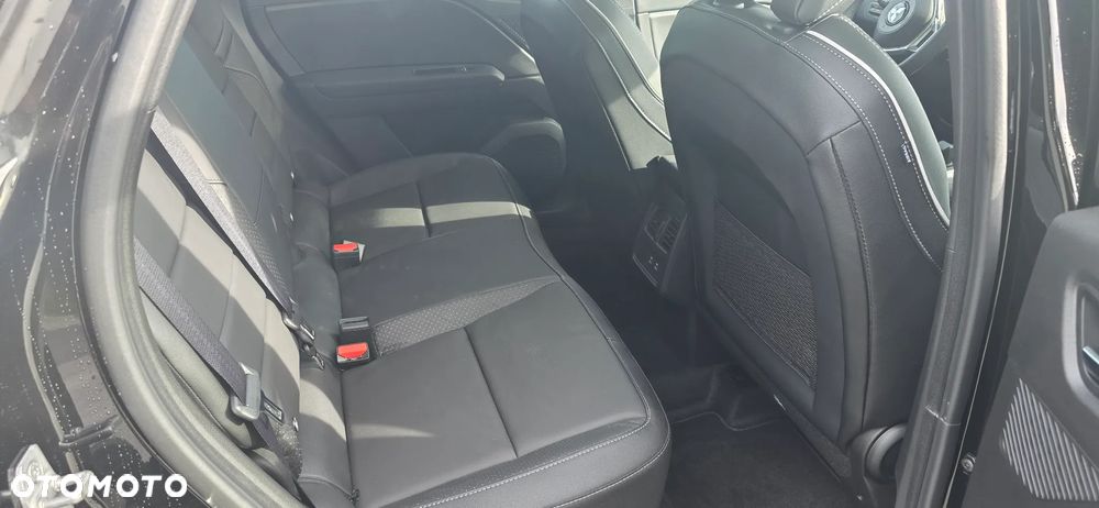 Mitsubishi Grandis - 19