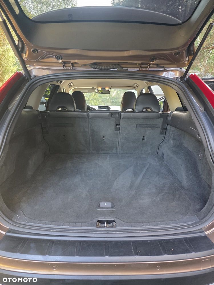 Volvo XC 60 D5 AWD Summum - 13