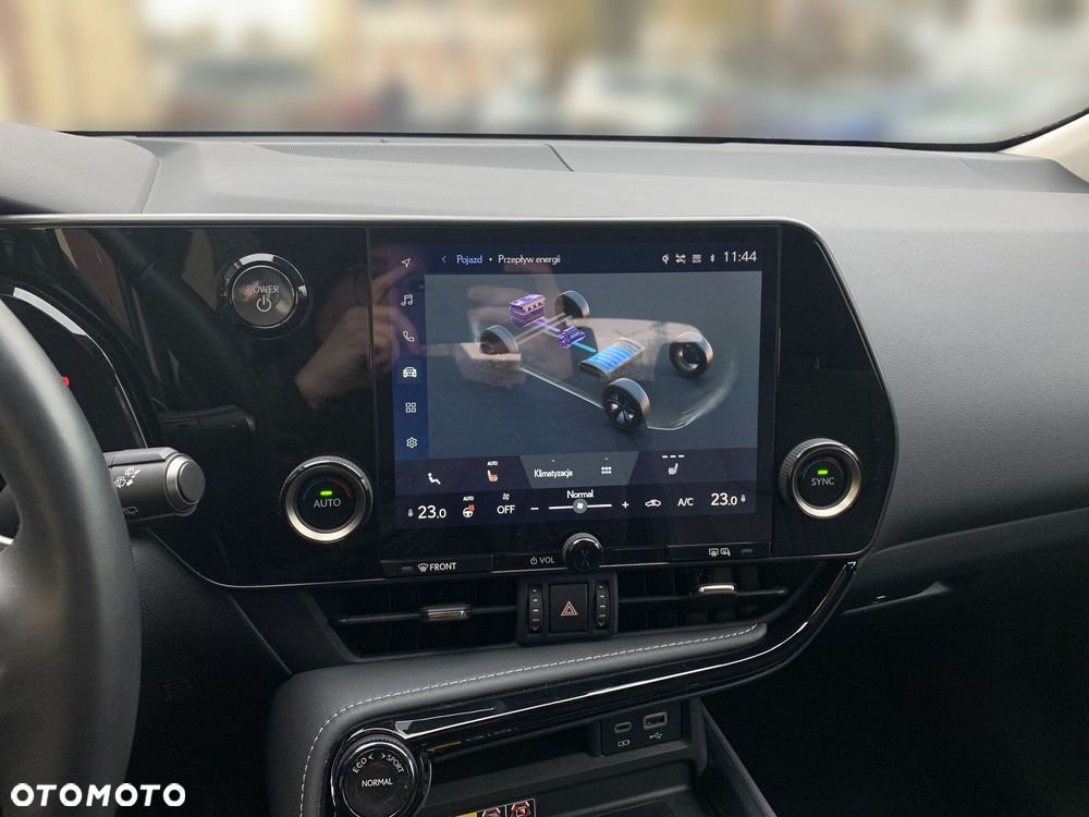 Lexus NX 350h Prestige 2WD - 18