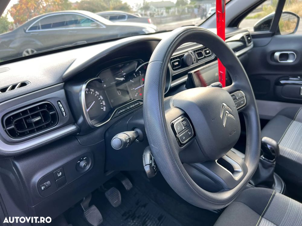 Citroën C3 BlueHDi 100 S&S PLUS - 10