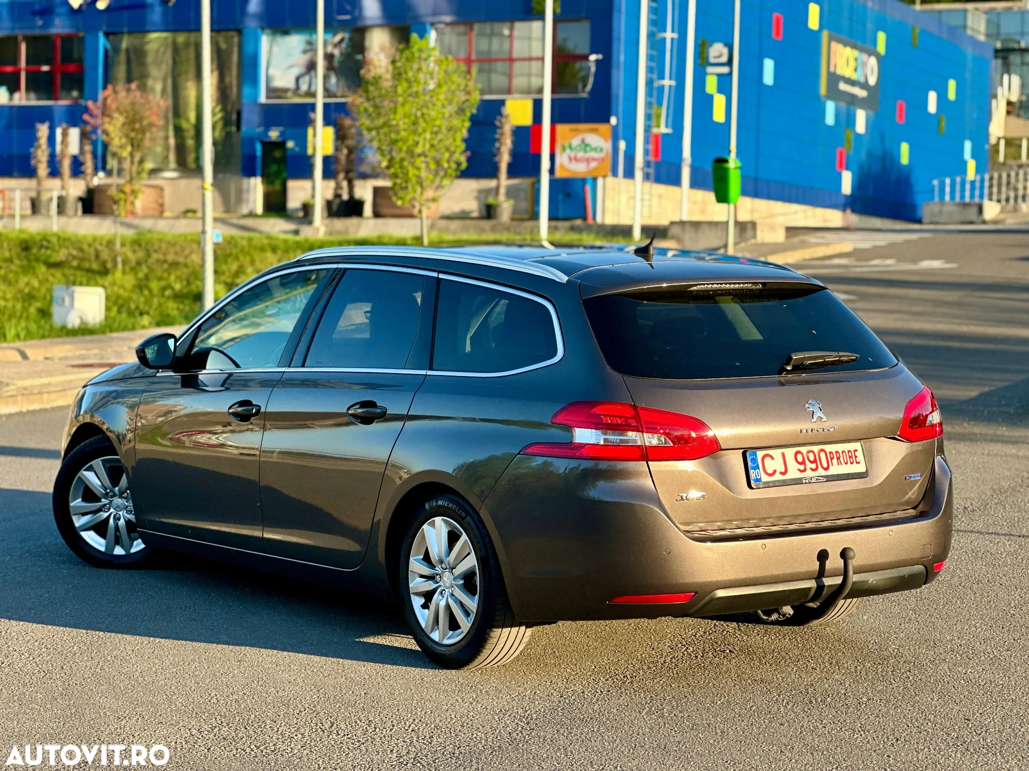 Peugeot 308 SW BlueHDi 120 Stop & Start Business-Line - 4
