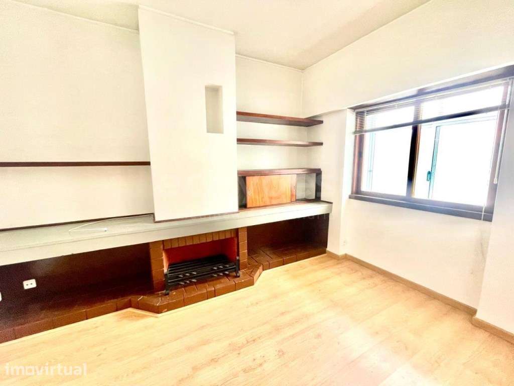 Apartamento T3 duplex, localizado no centro da cidade da Guarda - Grande imagem: 5/26