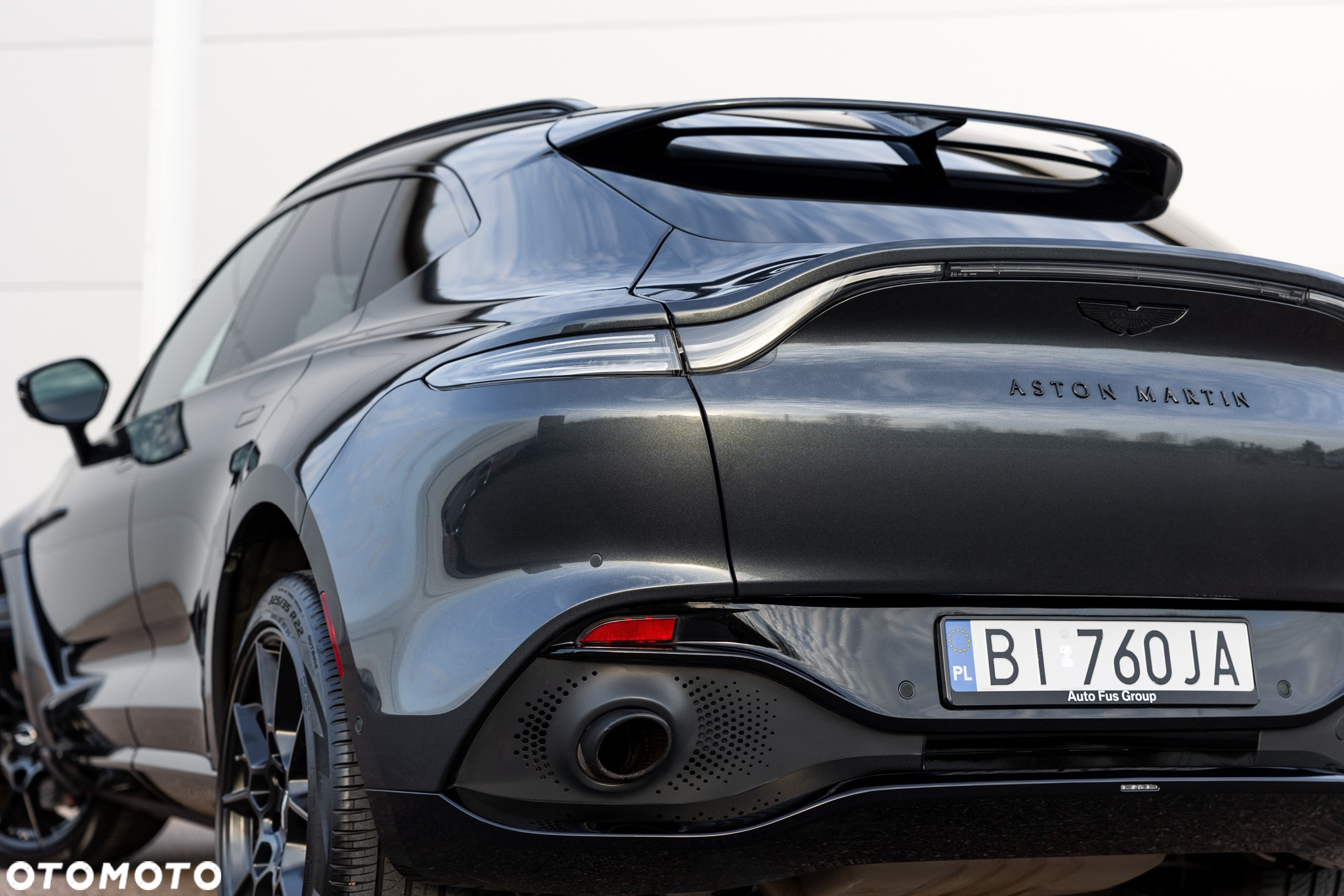 Aston Martin DBX Standard - 17