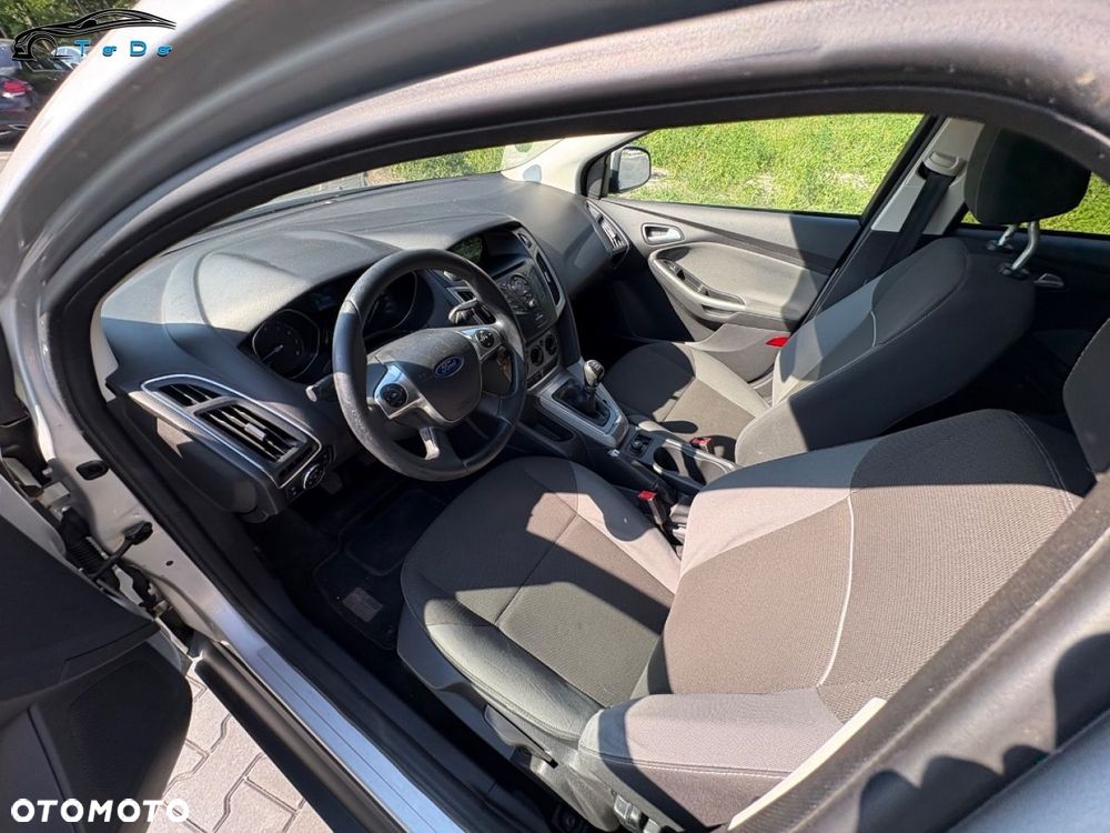 Ford Focus 1.6 Titanium - 18