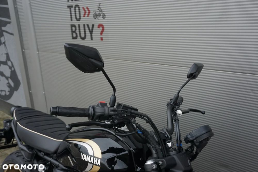 Yamaha XSR - 15