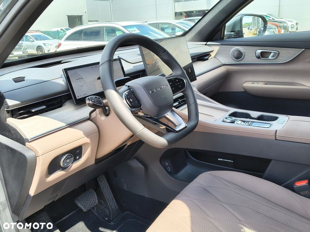 Chery Tiggo 8 1.5 T-GDI Super Hybrid Prestige DCT - 12