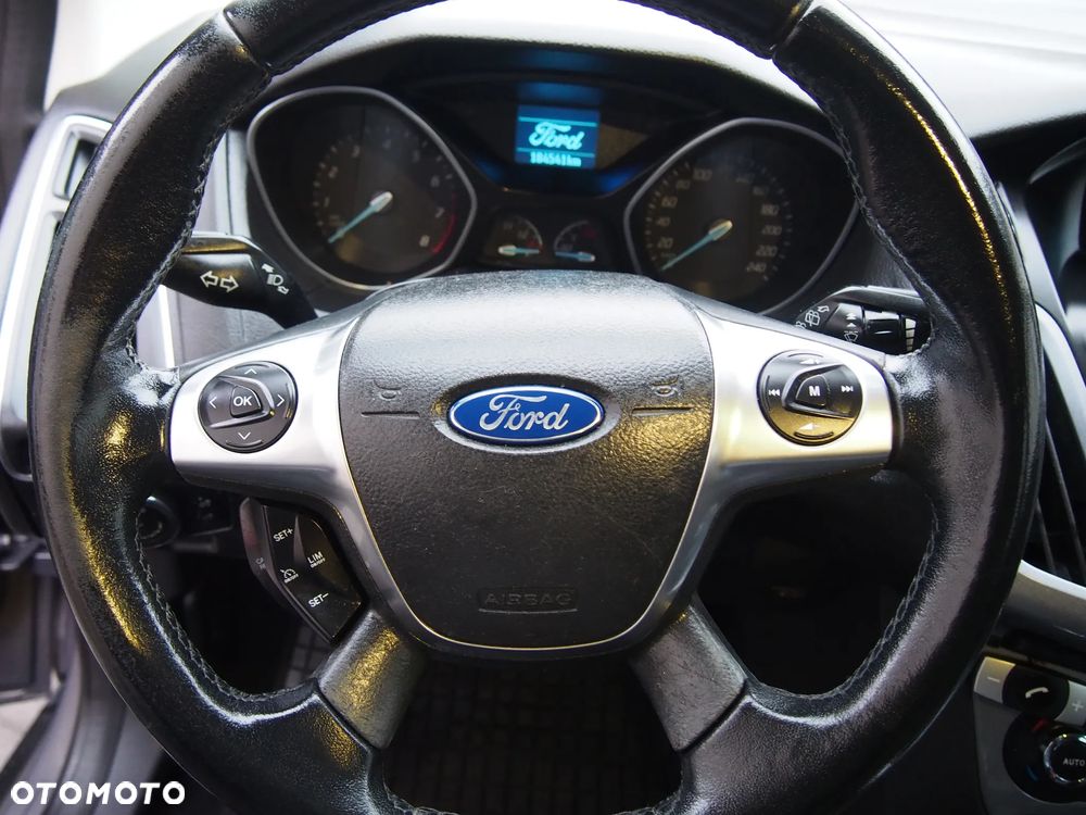 Ford Focus 1.0 EcoBoost Gold X (Trend) - 16