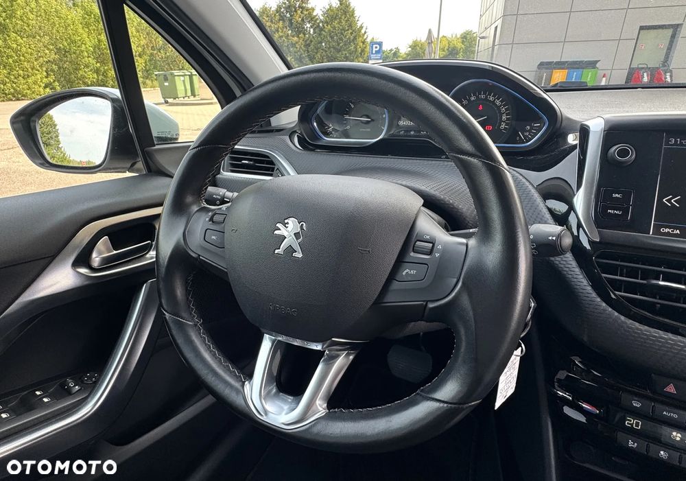 Peugeot 2008 PureTech 110 GPF Stop&Start EAT6 Allure - 27