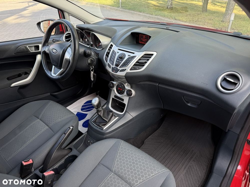 Ford Fiesta 1.6 Ti-VCT Sport - 21