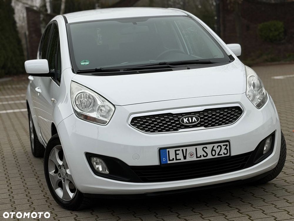 Kia Venga - 11