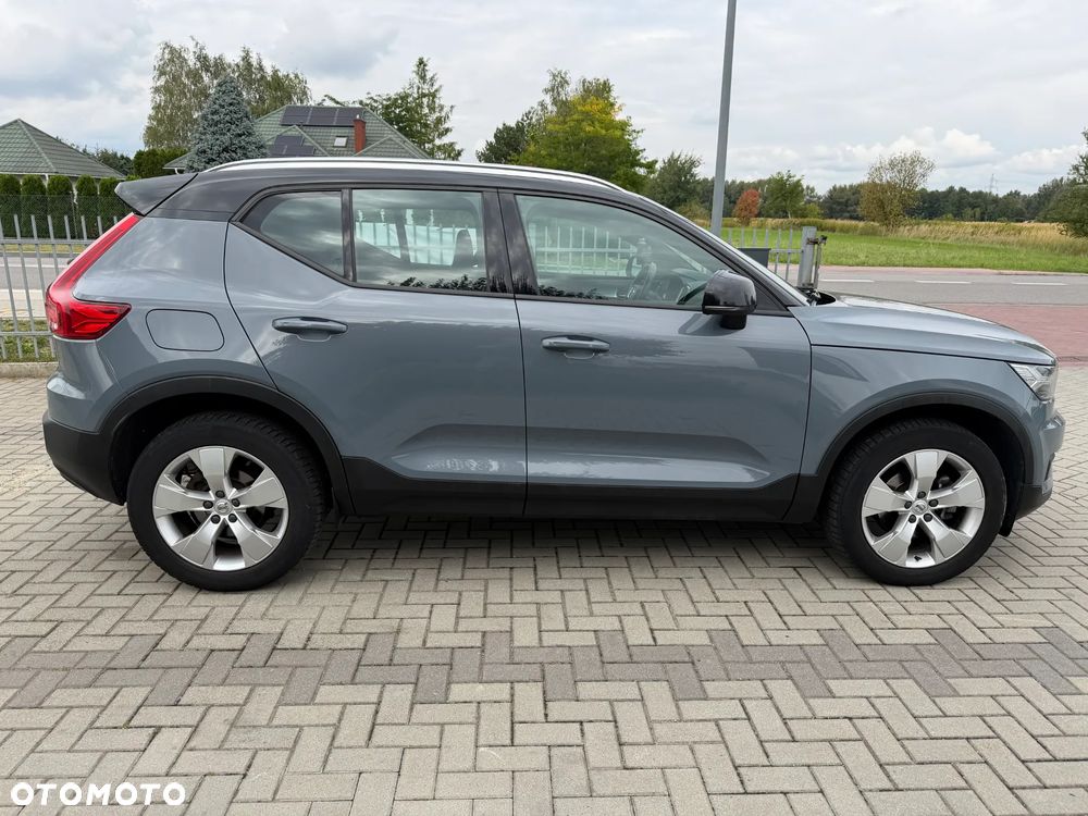 Volvo XC 40 T3 Momentum Pro - 27