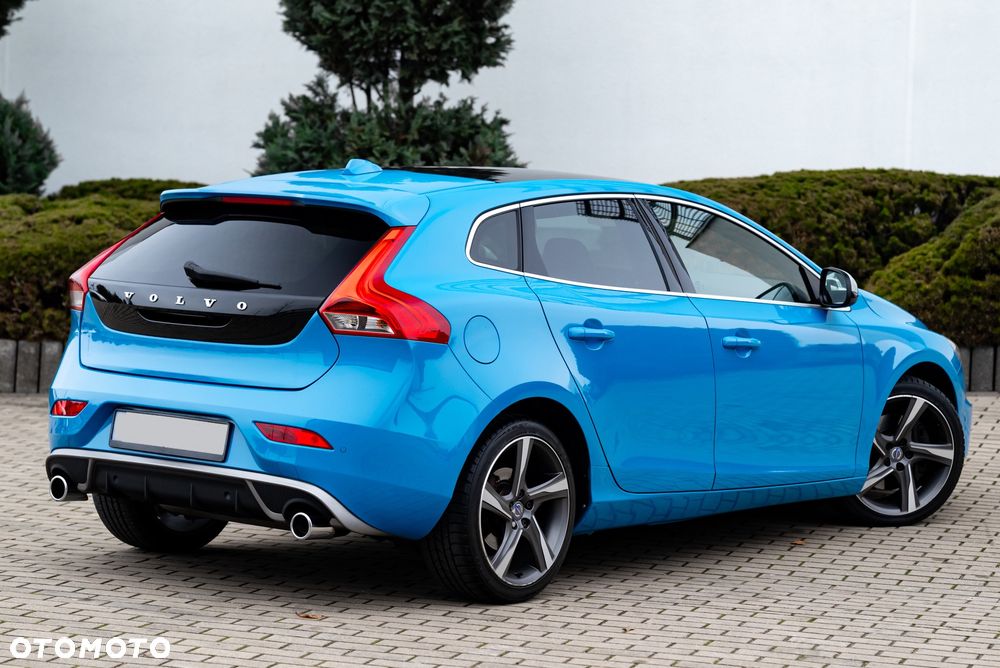 Volvo V40 D4 Geartronic RDesign - 13