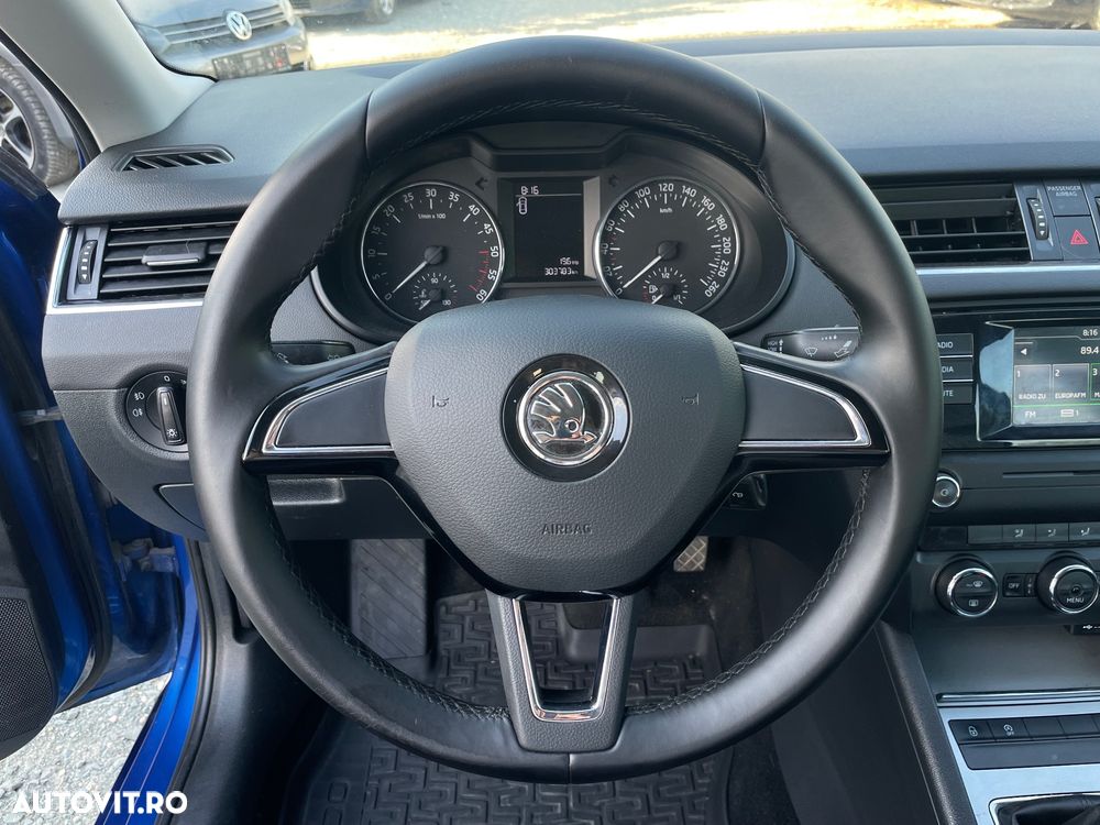 Skoda Octavia - 13