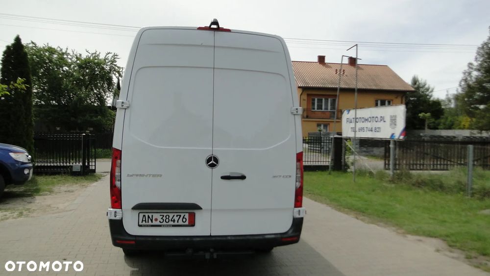 Mercedes-Benz SPRINTER - 6
