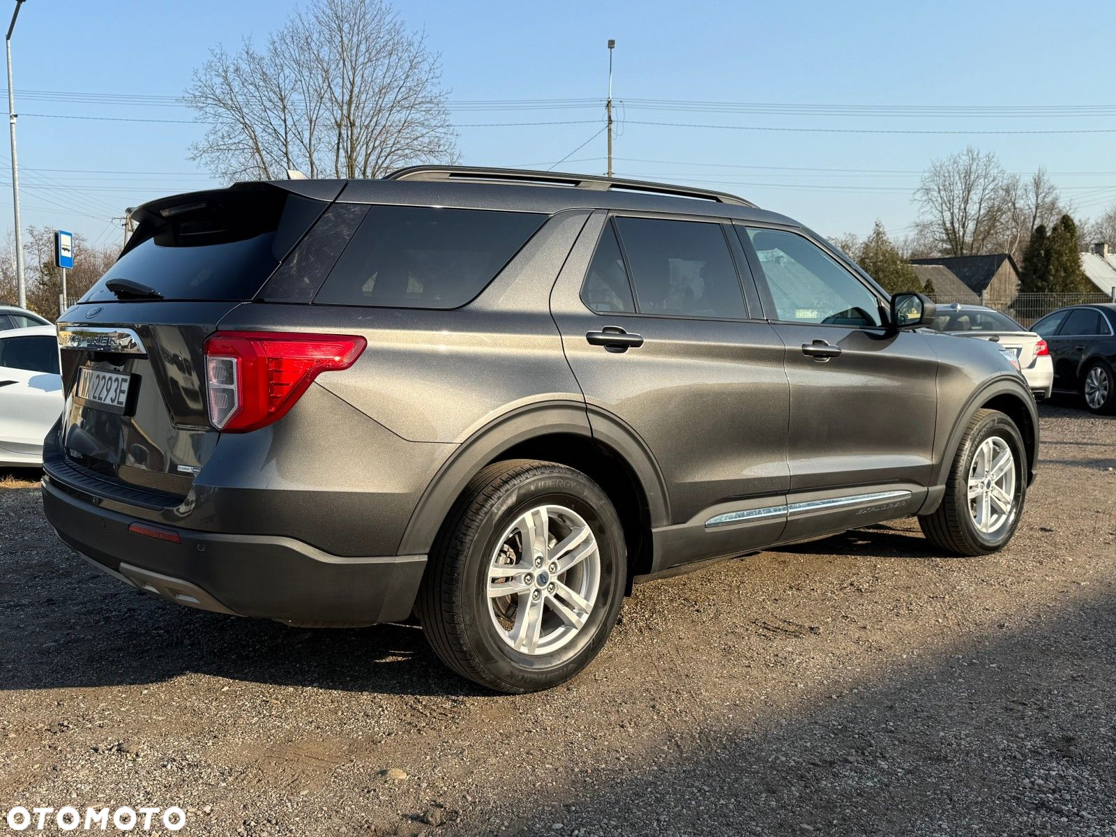 Ford Explorer - 13