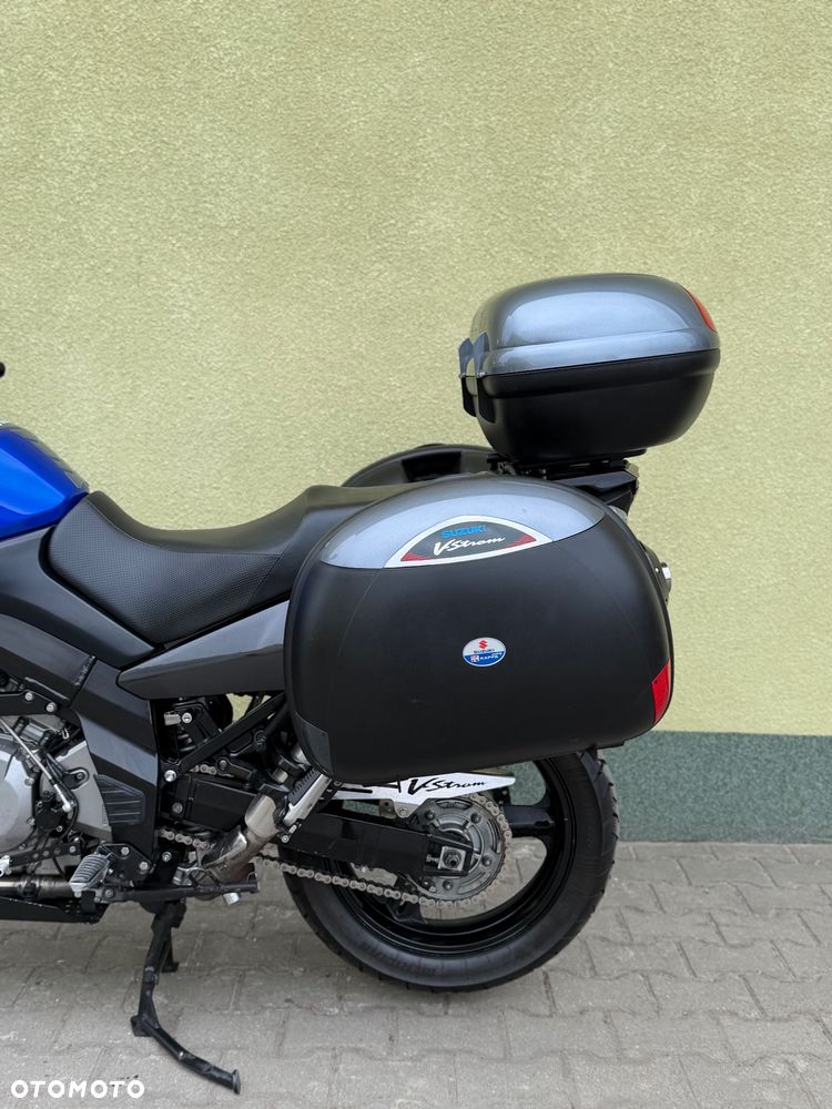 Suzuki DL - 23
