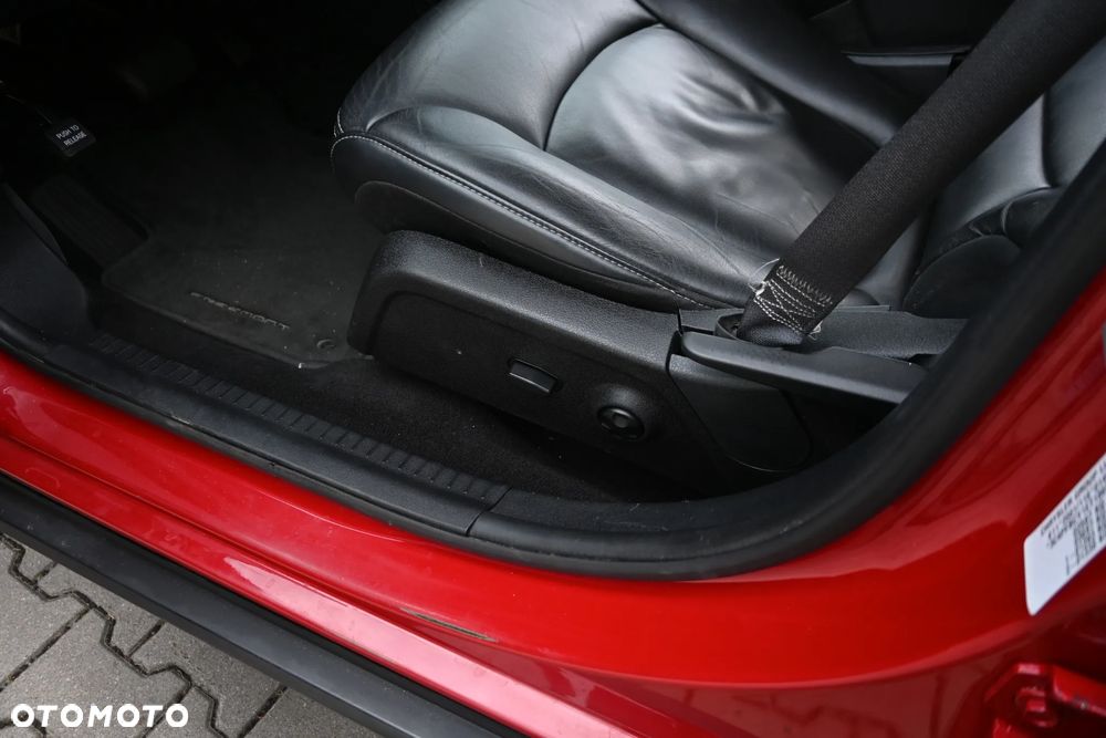 Fiat Freemont 2.0 Multijet 16V DPF Automatik Allrad Black Code - 35