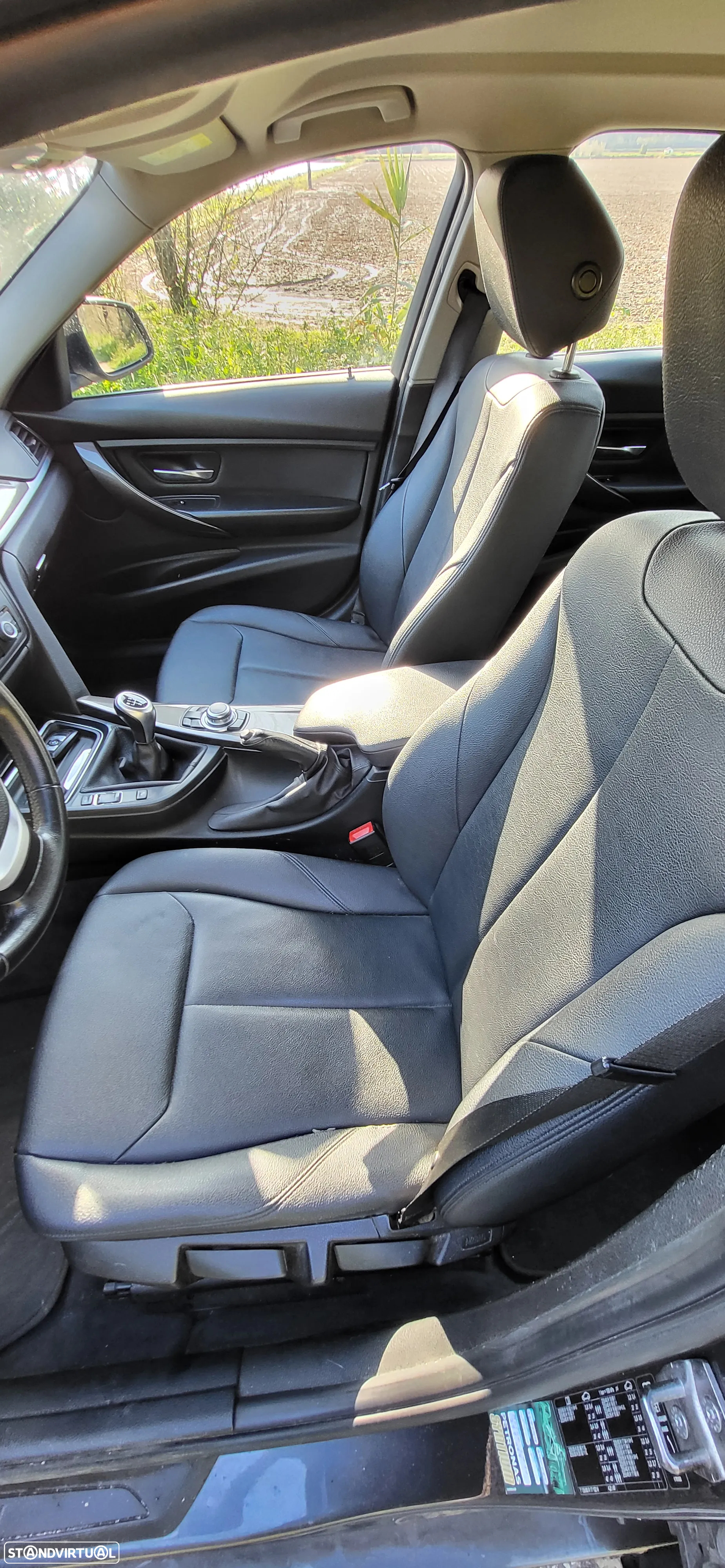 BMW 318 d Touring Line Luxury - 12