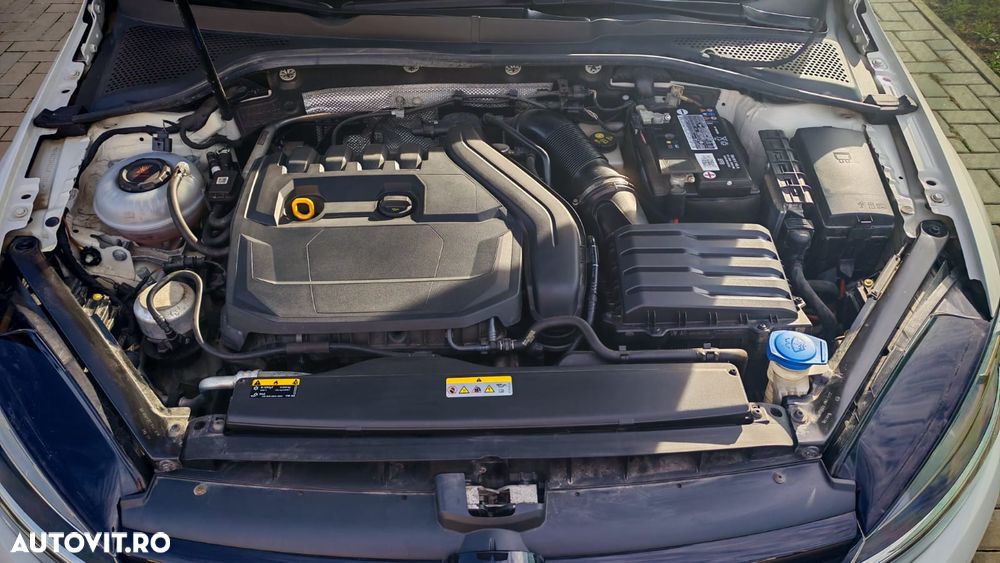 Volkswagen Golf 1.5 TSI Comfortline - 6