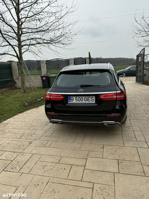 Mercedes-Benz E 220 d T 9G-TRONIC Exclusive - 20