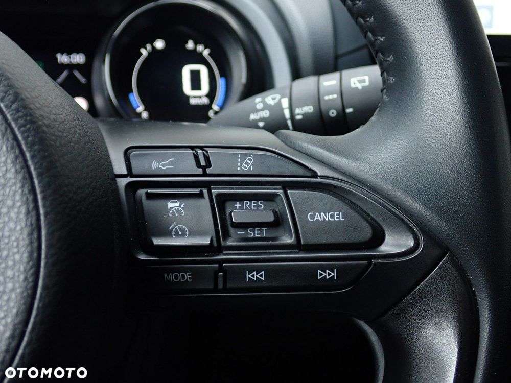 Toyota Yaris - 17
