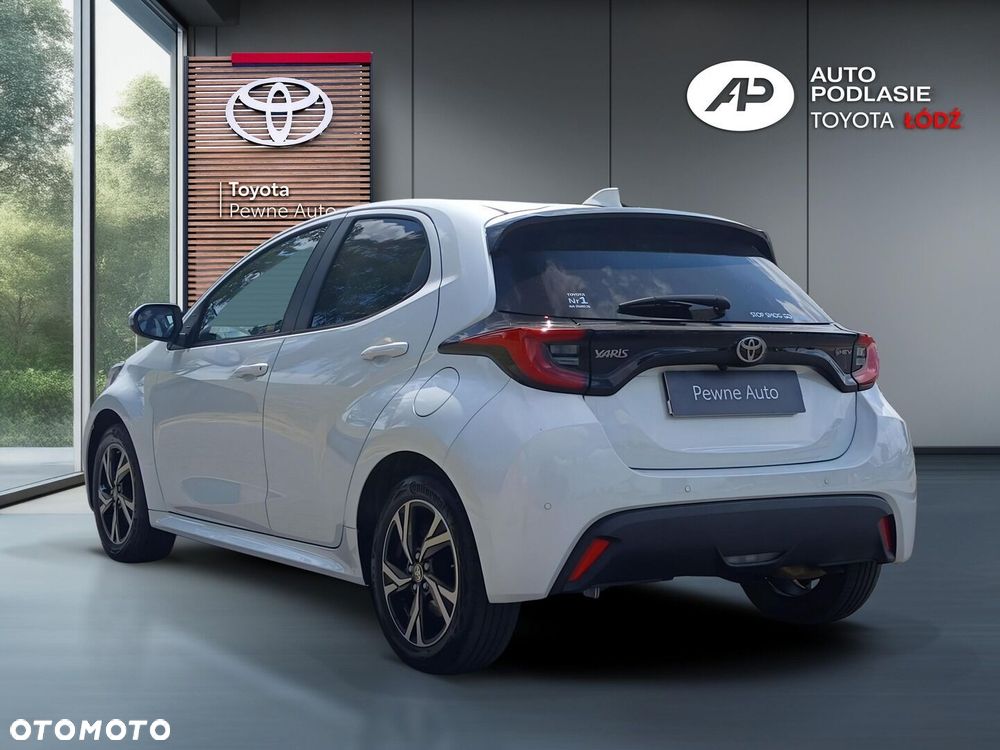Toyota Yaris Hybrid 1.5 Style - 6