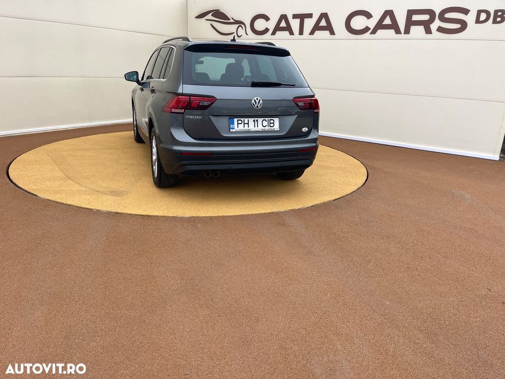 Volkswagen Tiguan 2.0 TDI DPF DSG Comfortline - 12