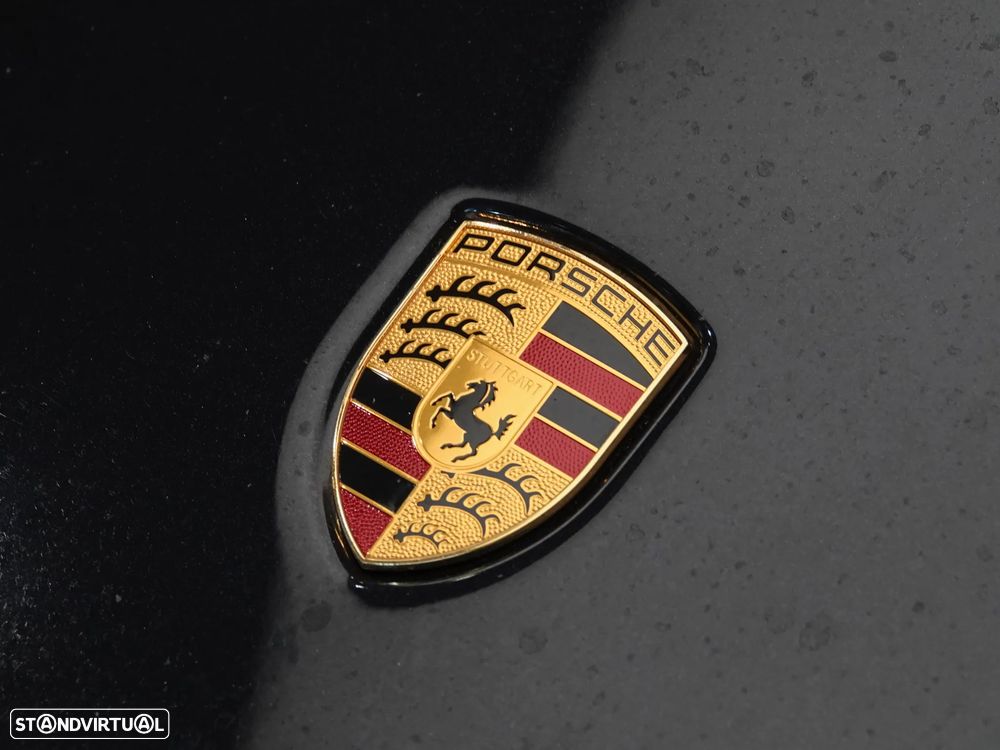 Porsche 911 (992) Turbo PDK - 16