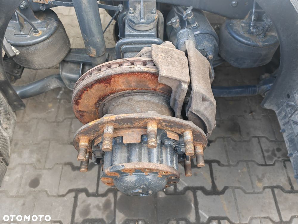 IVECO STRALIS S-WAY PIASTA PRAWA TYLNA LOW DECK - 3