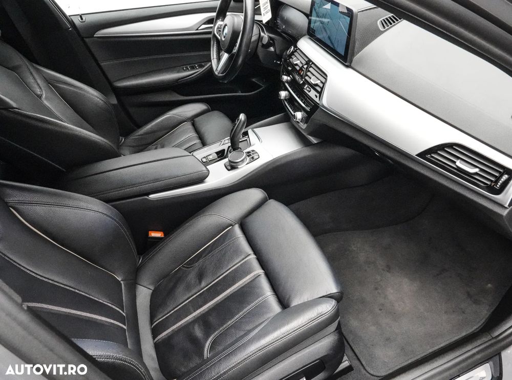 BMW Seria 5 518d AT MHEV - 12