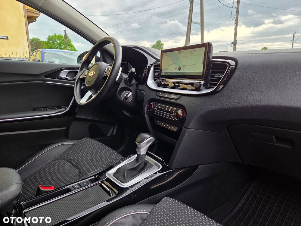 Kia Ceed 1.5 T-GDI L Business Line Plus DCT - 13