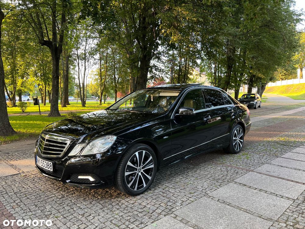 Mercedes-Benz Klasa E 350 CDI BlueEff Avantgarde - 4