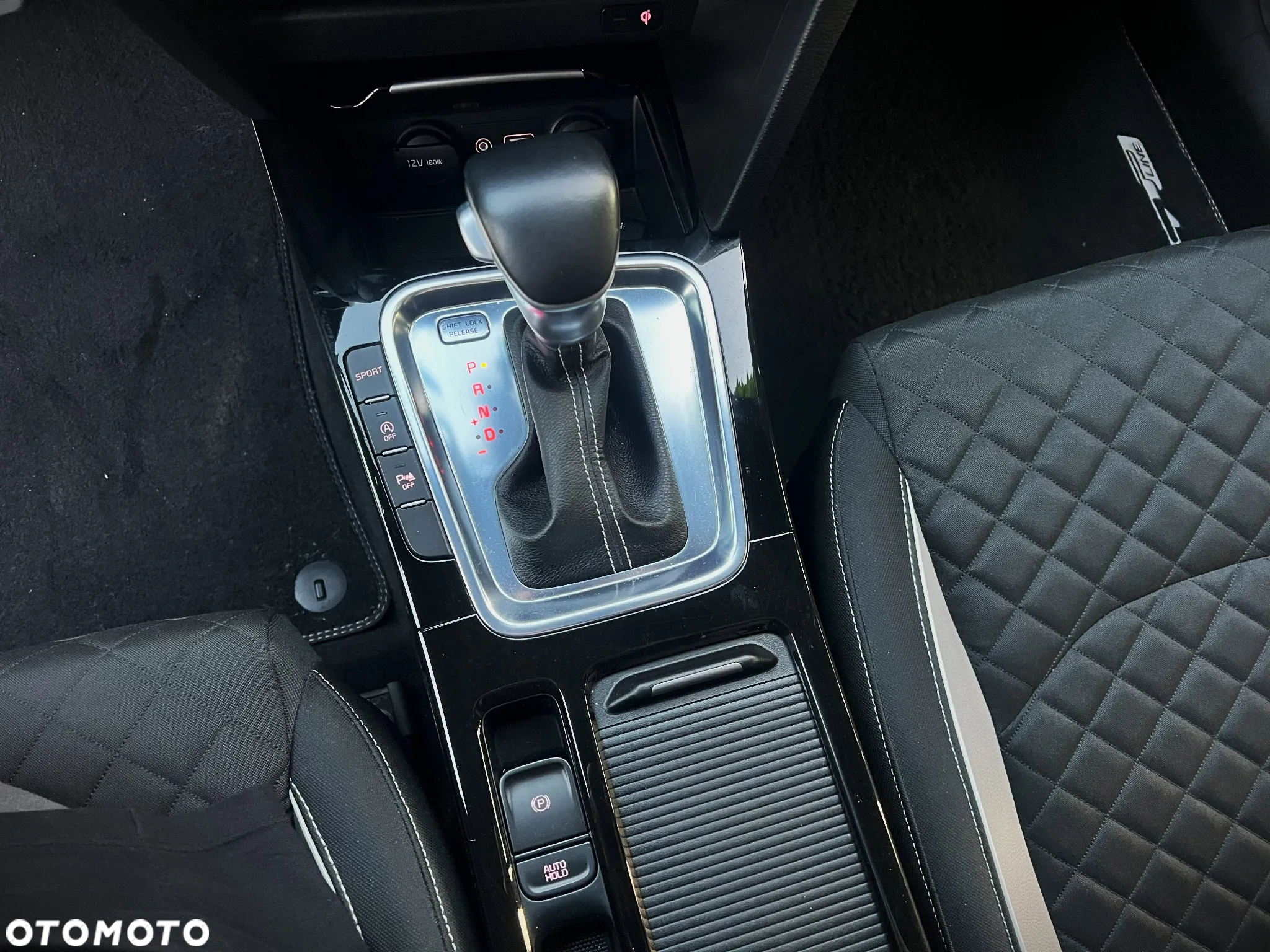 Kia ProCeed 1.6 CRDi GT Line DCT - 36