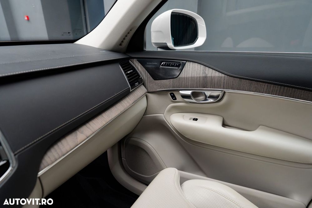 Volvo XC 90 - 16