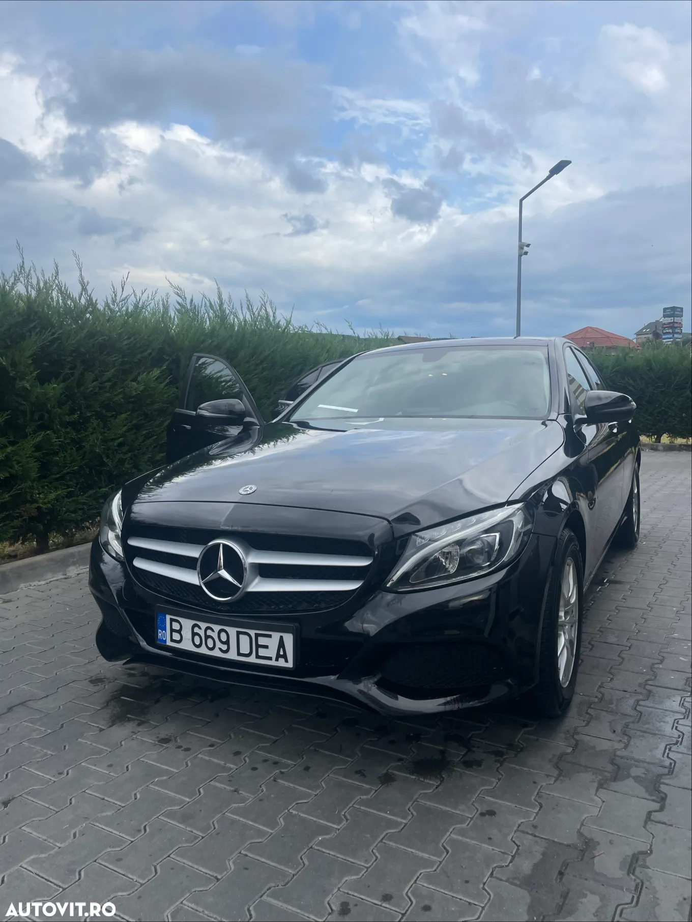 Mercedes-Benz C - 9