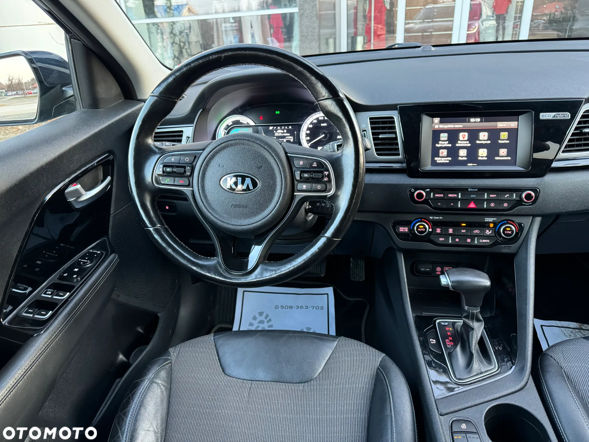 Kia Niro 1.6 GDI Hybrid Business Line - 12