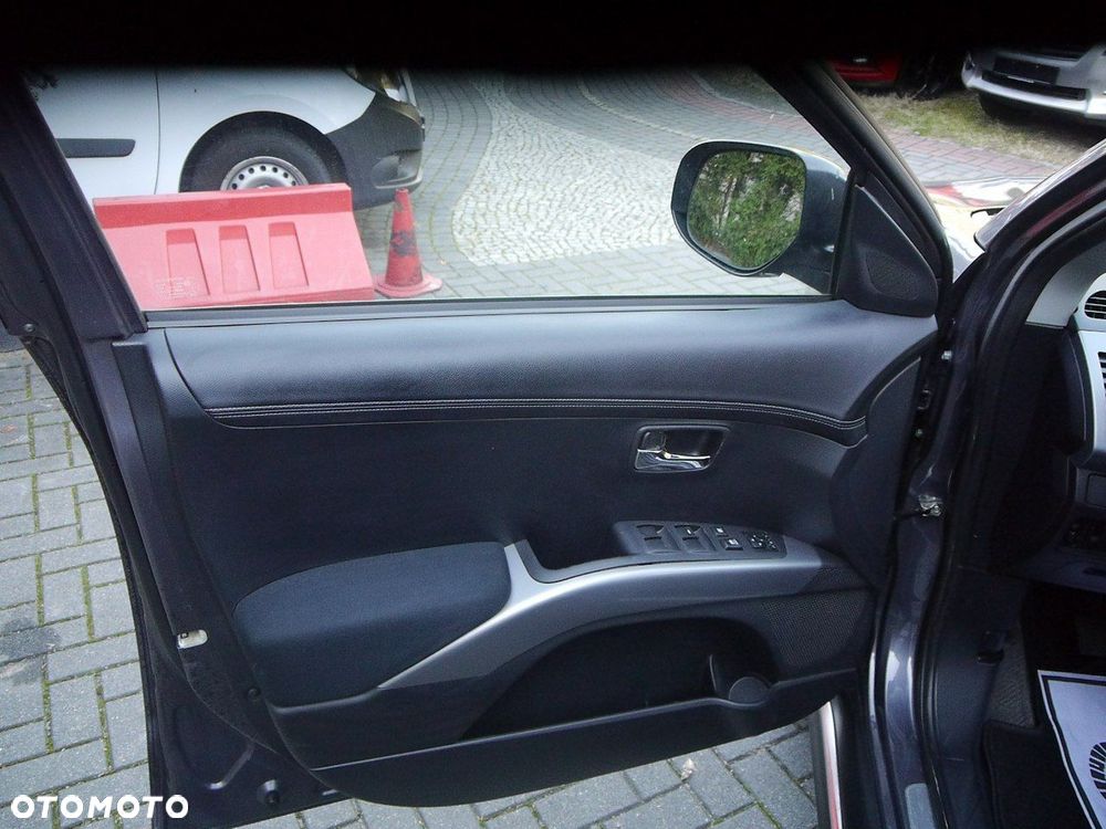 Mitsubishi Outlander 2.0 2WD Edition - 30