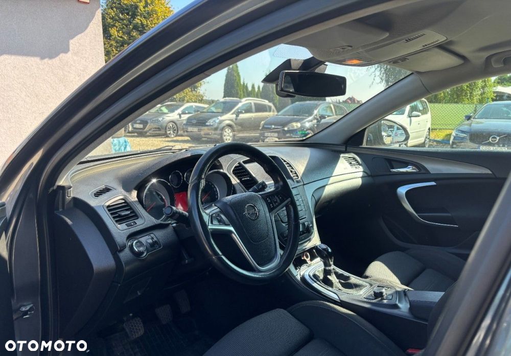 Opel Insignia - 14
