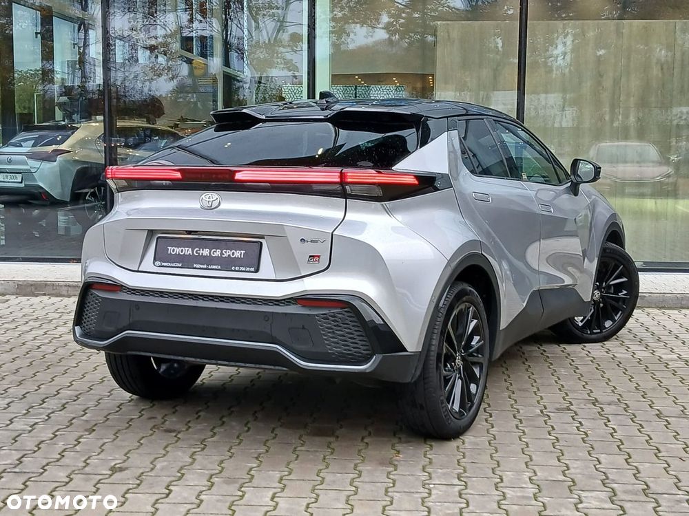 Toyota C-HR - 12