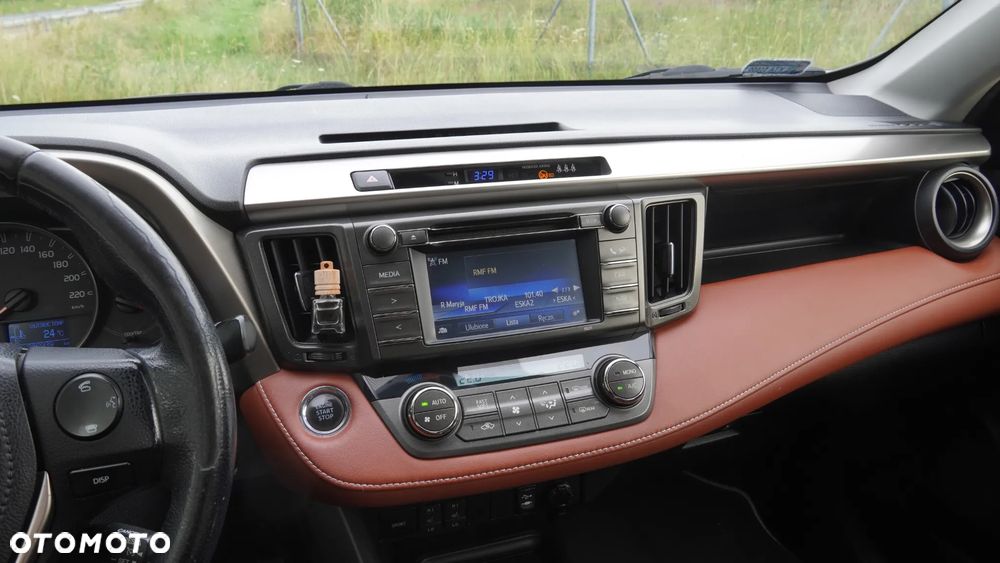 Toyota RAV4 2.0 D-4D Prestige - 17