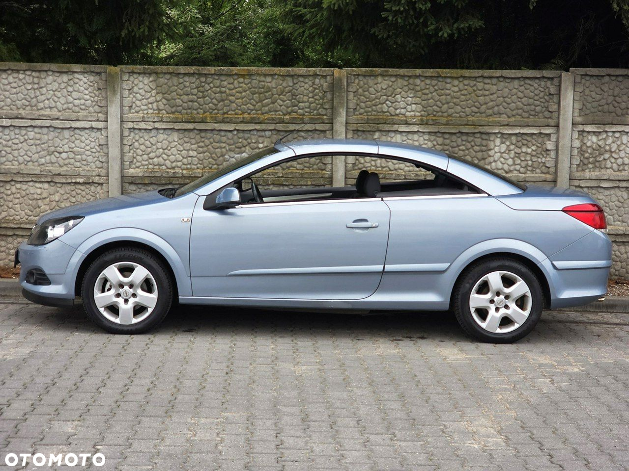 Opel Astra TwinTop 1.6 Enjoy - 6