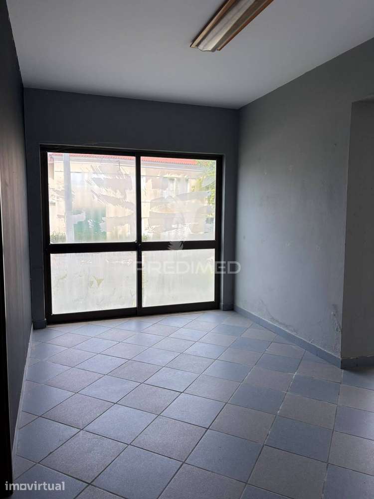 Espaço Comercial para Arrendamento em  Alcobaça - Grande imagem: 3/12