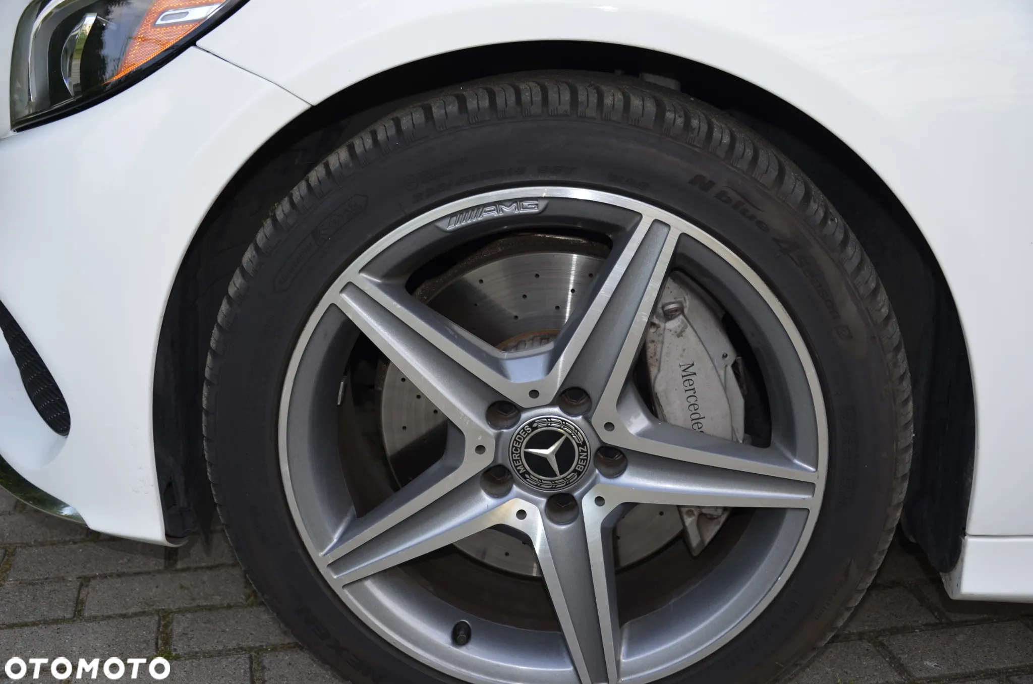 Mercedes-Benz Klasa C 300 9G-TRONIC - 21
