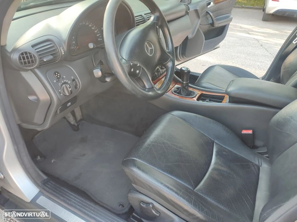 Mercedes-Benz C 220 T CDI Classic - 4